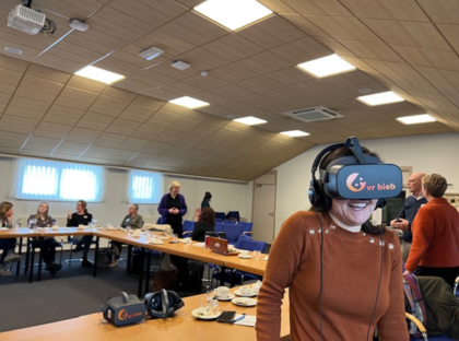 VR